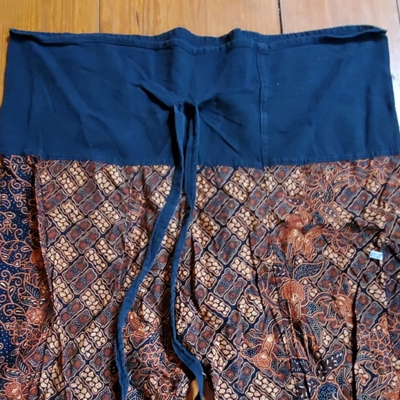 Harem wrap pants, made in Thailand - Picture 3 of 3
